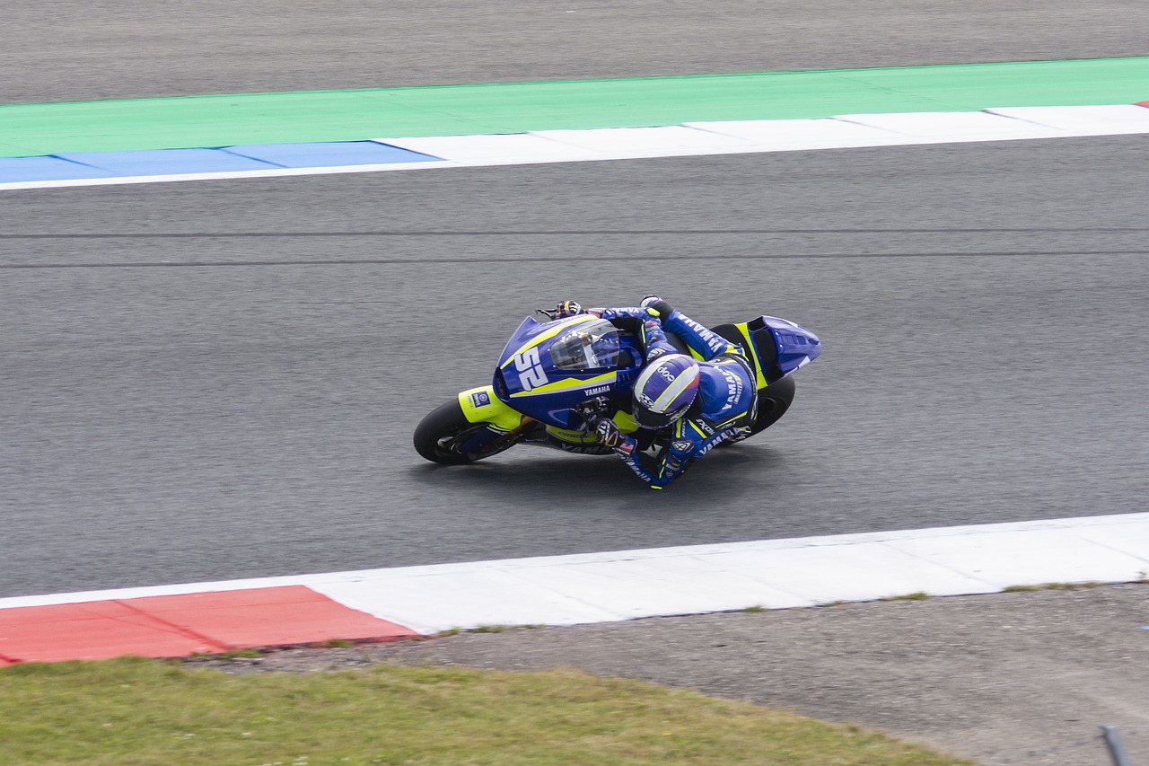 赛场上不可 赛场上不可